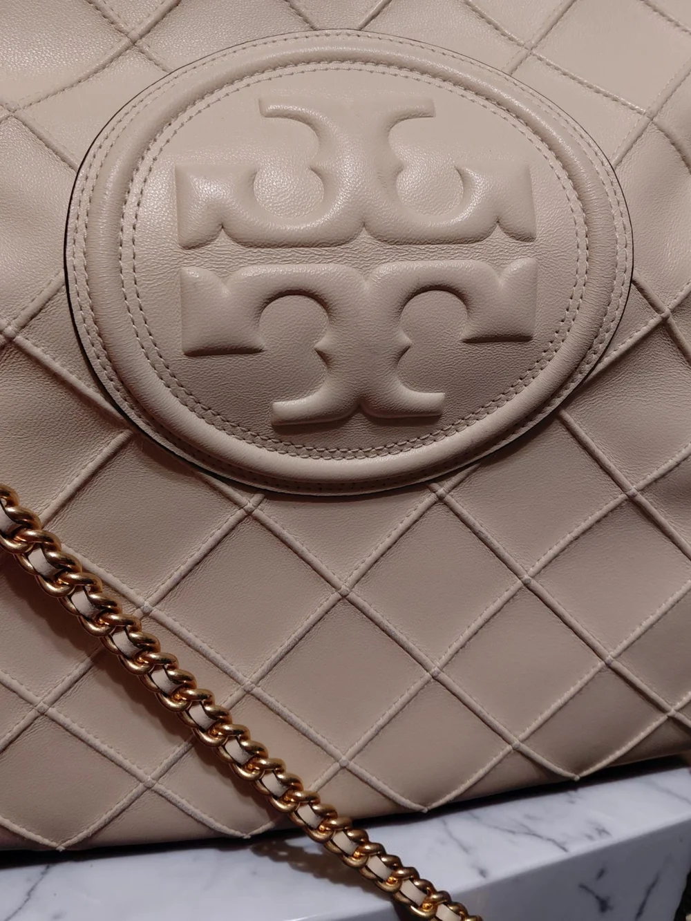 Tory Burch Fleming Shoulder Bag with Gold Chain